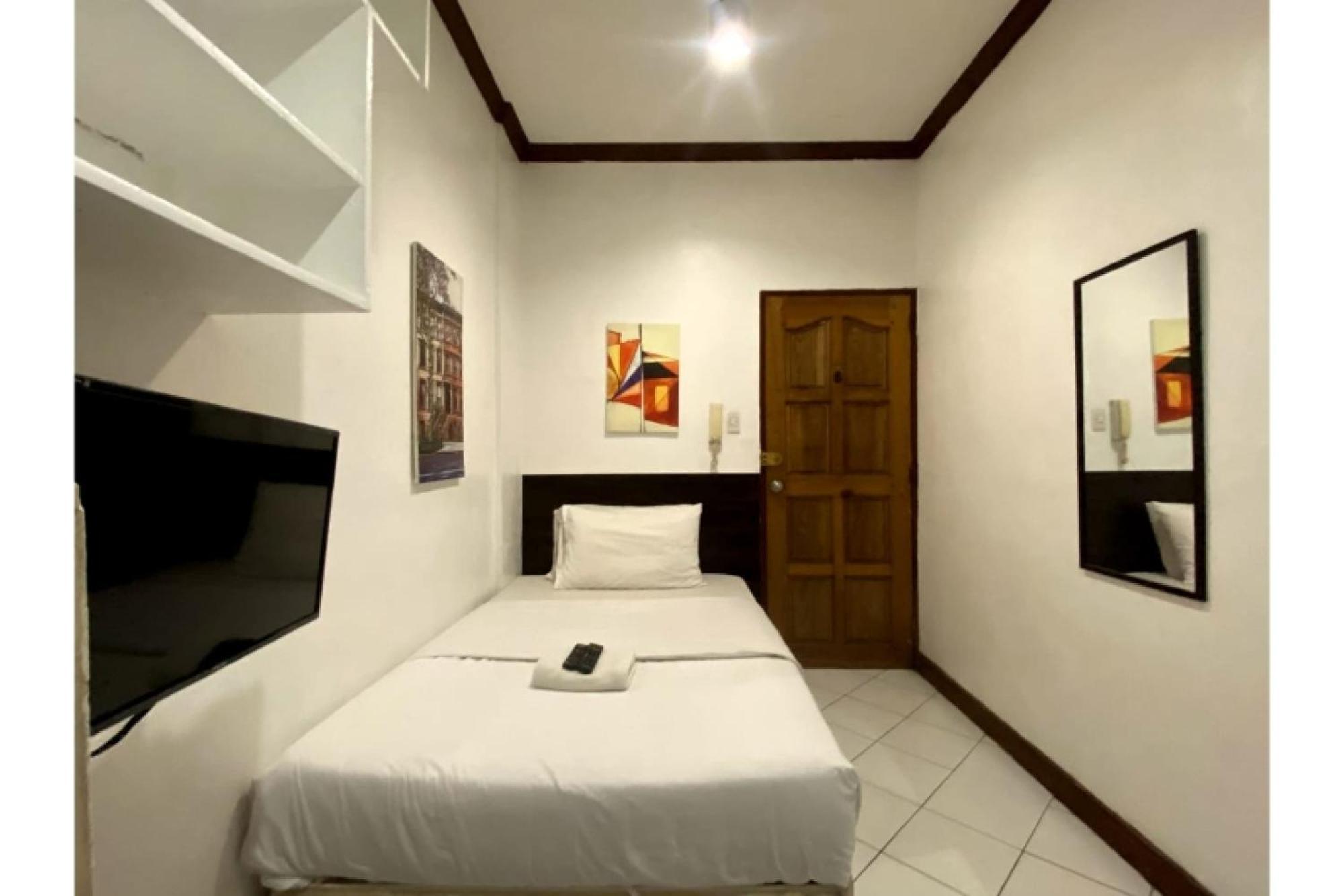 Oyo 857 City Stay Inns Makati Avenue ماكاتي المظهر الخارجي الصورة